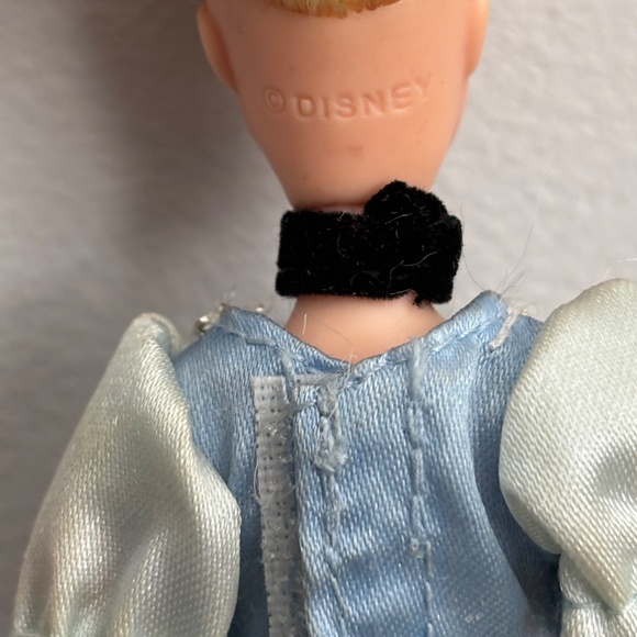 Vintage DISNEY Parks World Land Princess CINDERELLA Mini Doll Figure Collectible - Picture 6 of 11